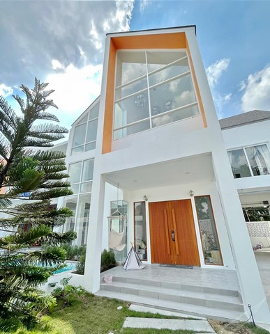 ขาย Pool Villa 3 ชั้น ถนนราชพฤกษ์ ใกล้วงเวียนพระราม 5 200 ตรว.1,257 ตรม. 5 นอน 4 น้ำ พร้อมเฟอร์