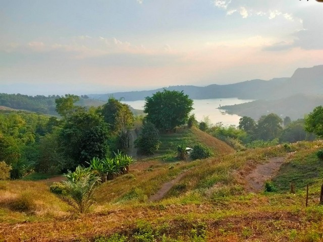 ขายที่ดินติดเขื่อนแม่สรวย ทำเลดีมาก มองเห็นวิวเมือง อยู่ใกล้จุดชมวิวเขื่อนแม่สรวย