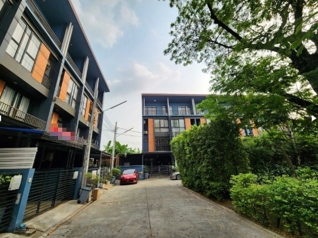 ให้แจ้งรหัส BS03-011 Townhome HAUS 35 แจ้งวัฒนะ แบบ 3 ห้องนอน 3 ห้องน้ำ พื้นที่ 16.40